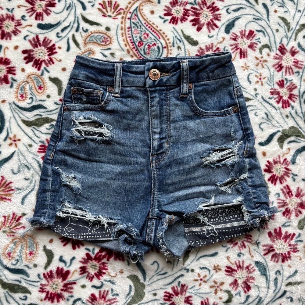 AE Curvy Hi-Rise Shortie